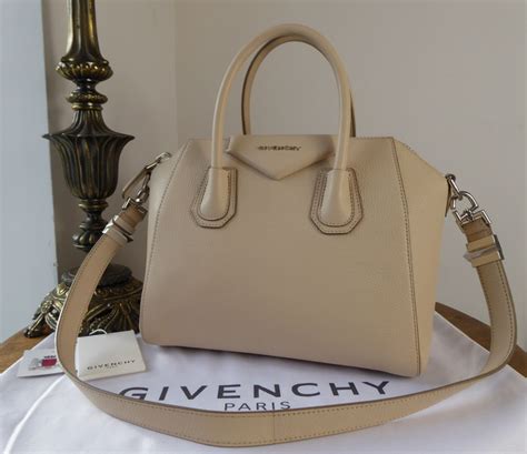 kjøp givenchy veske|givenchy collections for women.